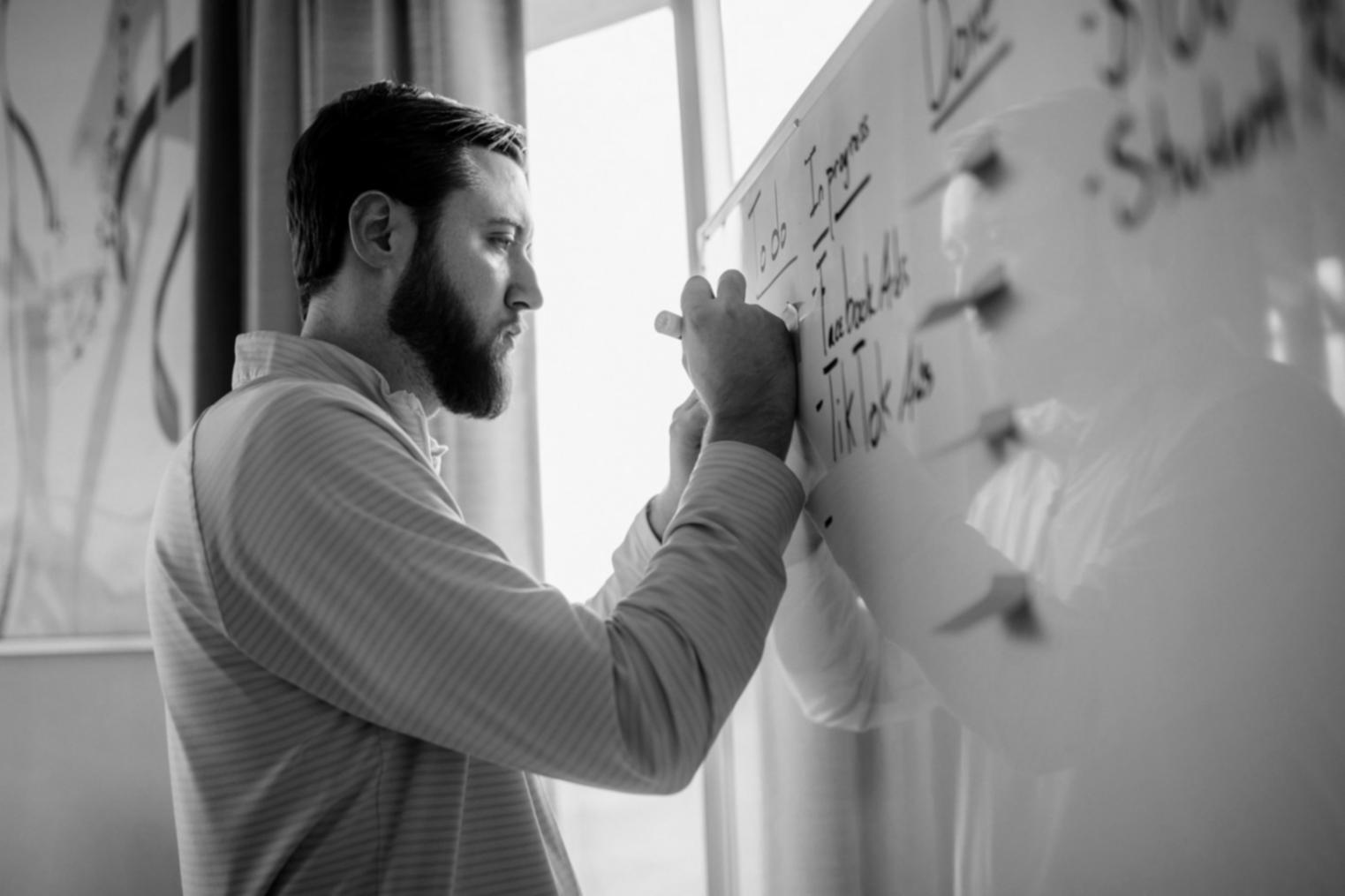 Équipe elrenavique au travail